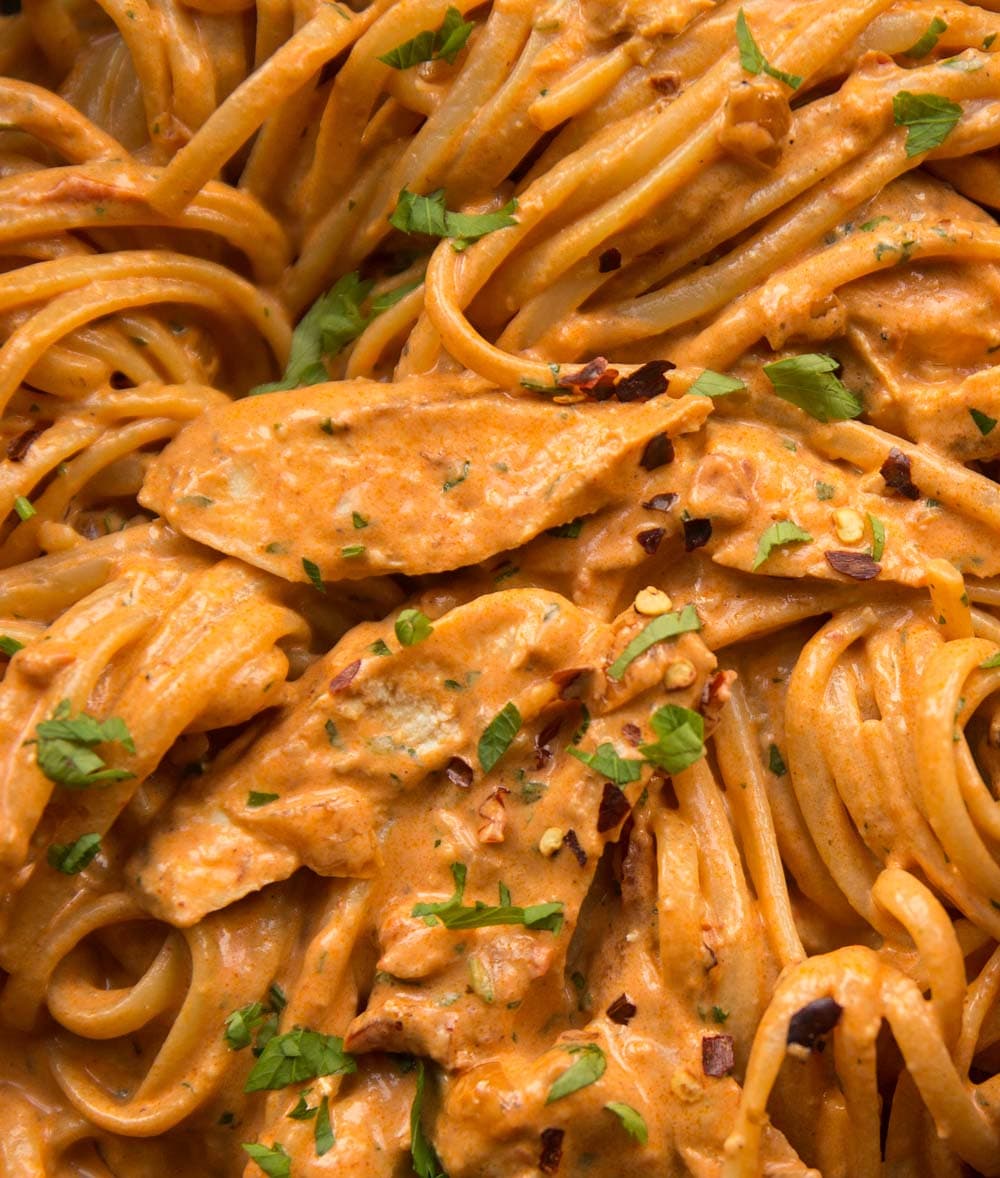 Spicy Chicken Pasta With Creamy Tomato Sauce and Smoky Paprika
