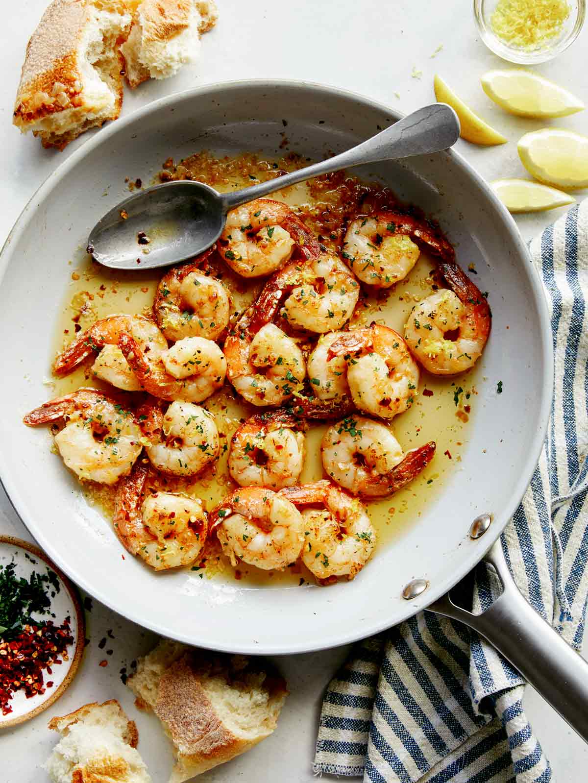Shrimp Scampi with Tender Shrimp and Garlic Butter Sauce