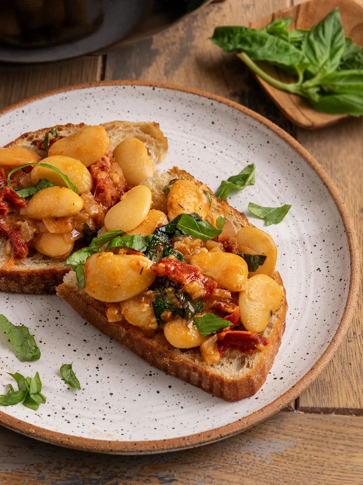 Tuscan Marry Me Butter Beans with Creamy Sun-Dried Tomato Sauce