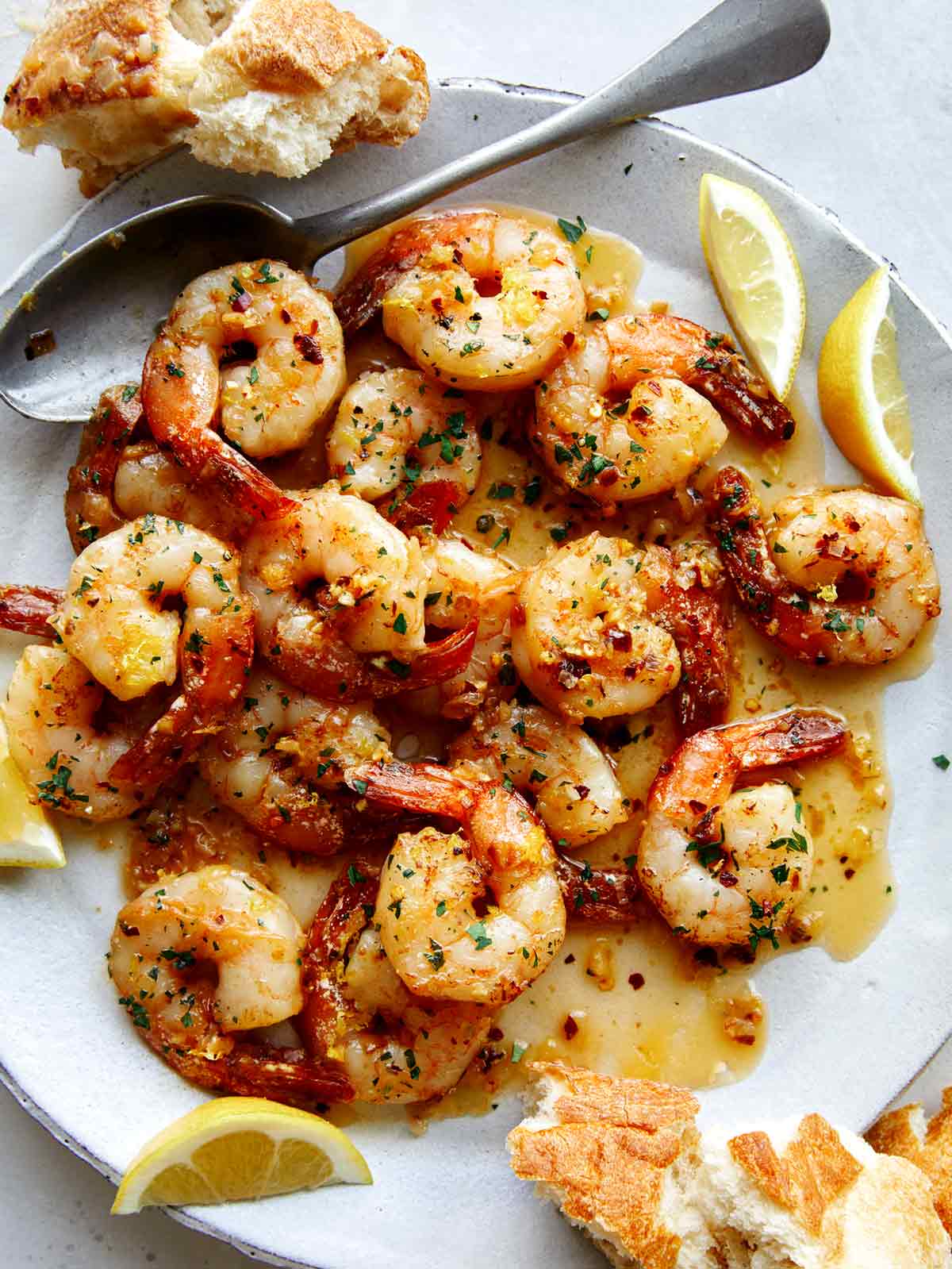 Shrimp Scampi with Tender Shrimp and Garlic Butter Sauce