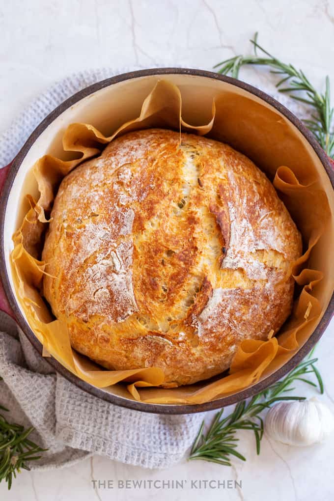 Dutch Oven Garlic Rosemary Bread with a Crusty Golden Crust
