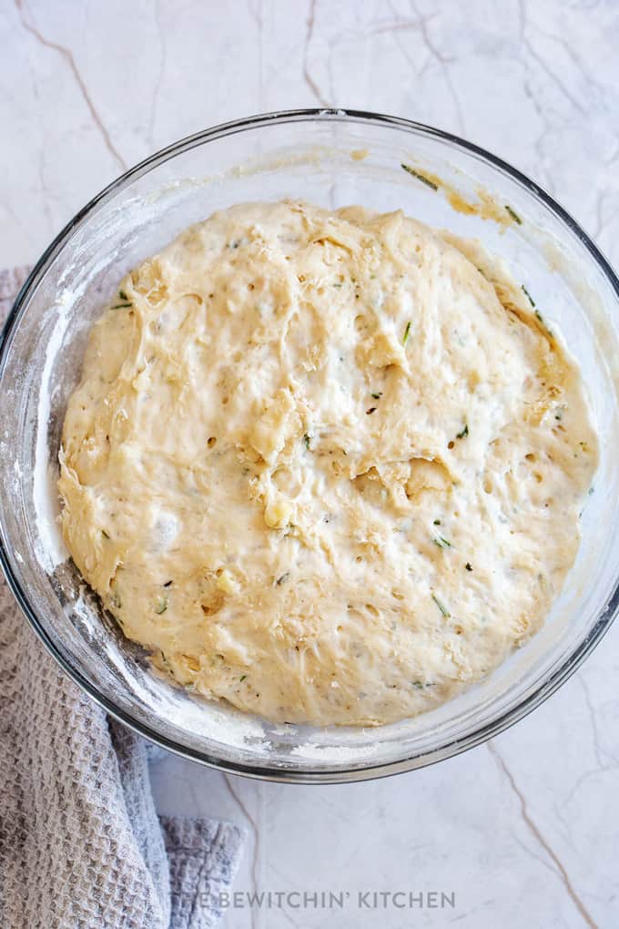 Dutch Oven Garlic Rosemary Bread with a Crusty Golden Crust