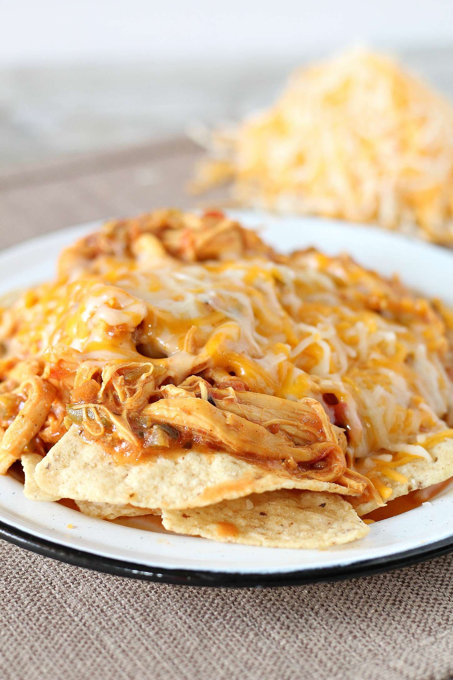 Crockpot Chicken Nachos with Creamy Salsa Con Queso